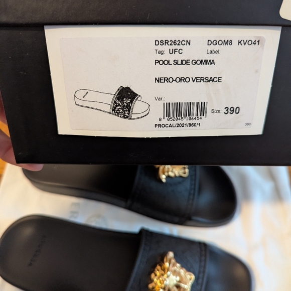 NEW Versace Black Pool Slide Sandals with Gold Medusa Head - Picture 7 of 16